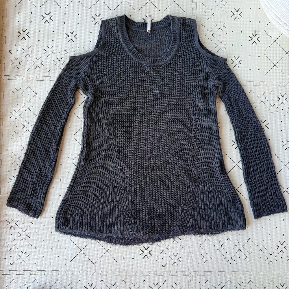 Gray Cold Shoulder Knit Sweater